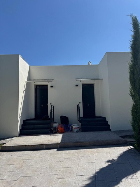 Vivienda terminada con las entradas acabadas